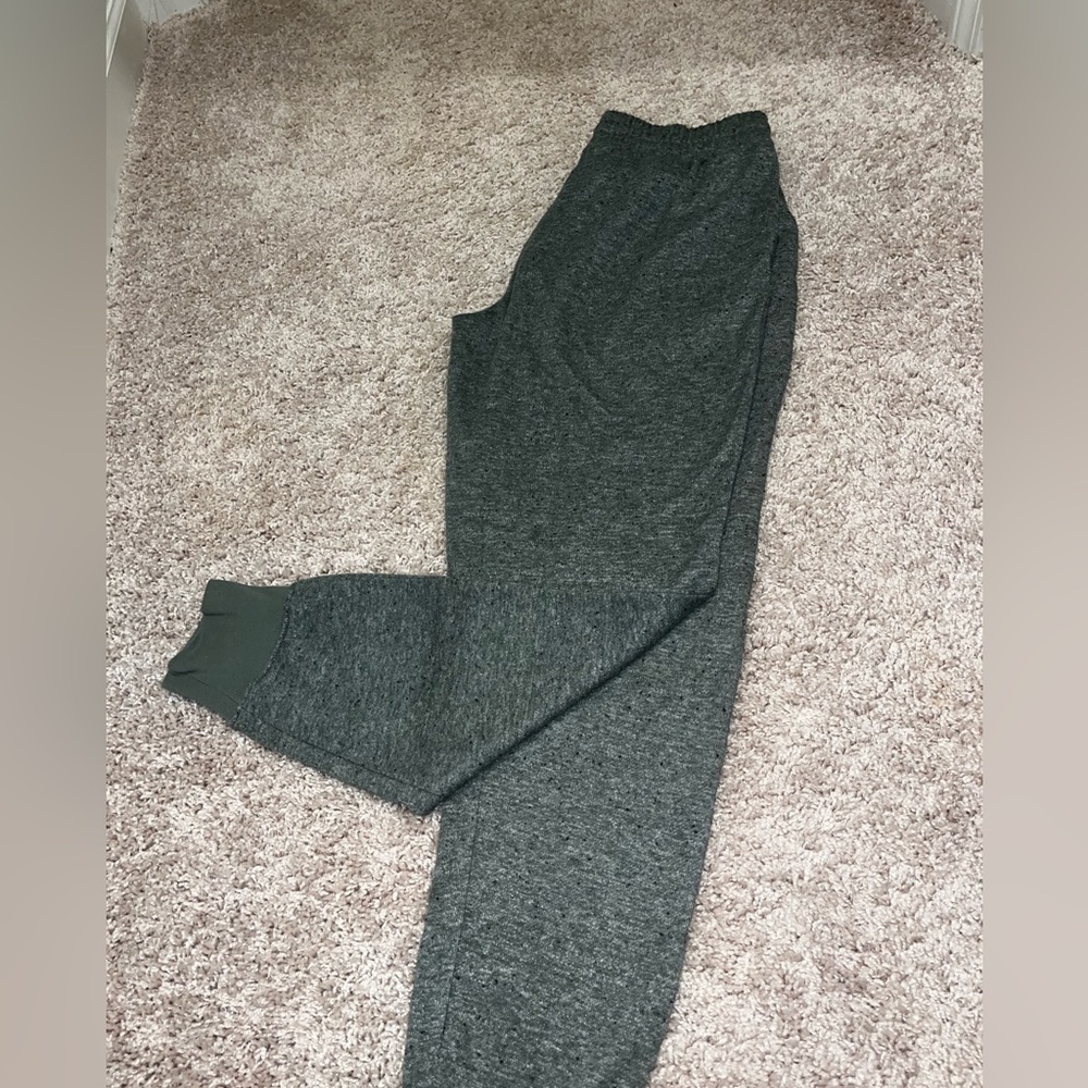 Green women’s joggers